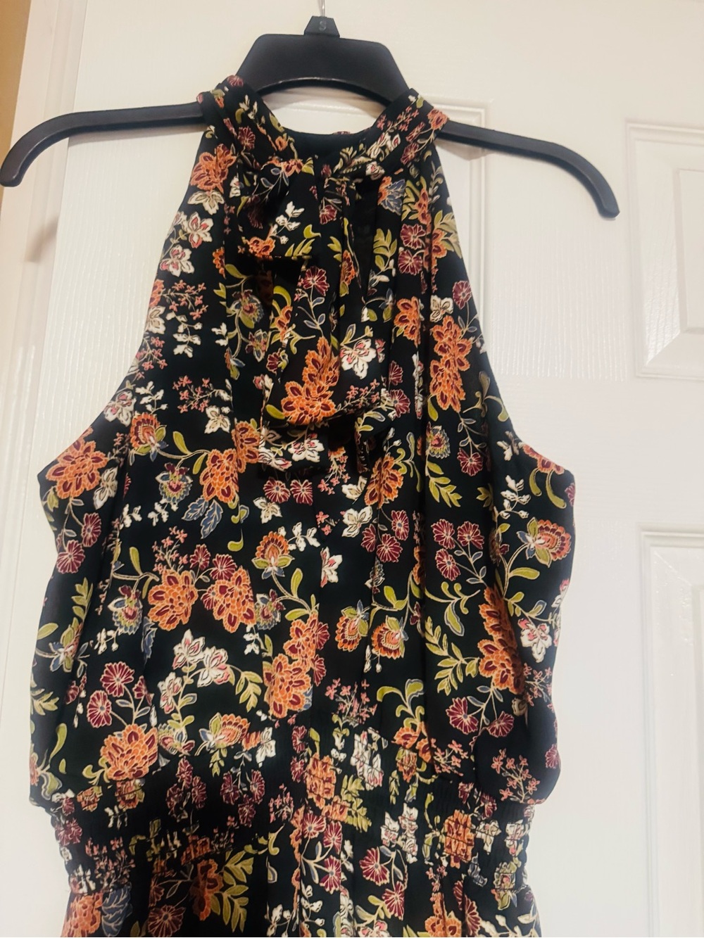Vince Camuto Black Floral Halter Wide-Leg Jumpsuit with Golden Orange Blooms - Picture 4 of 6